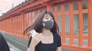 Rich fuckfest in the motel's glamour tub