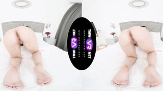 Give me keys to watch my slit