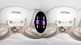 Sweetie cools down with a facial cumshot