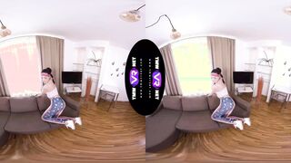 Stunner concludes exercise with climax